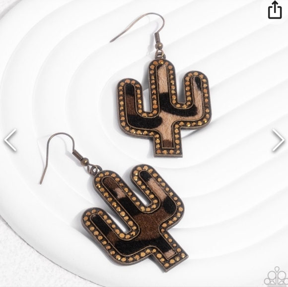 Western Worth Brass EARRINGS Cactus Exclusive Vintage - Picture 1 of 5
